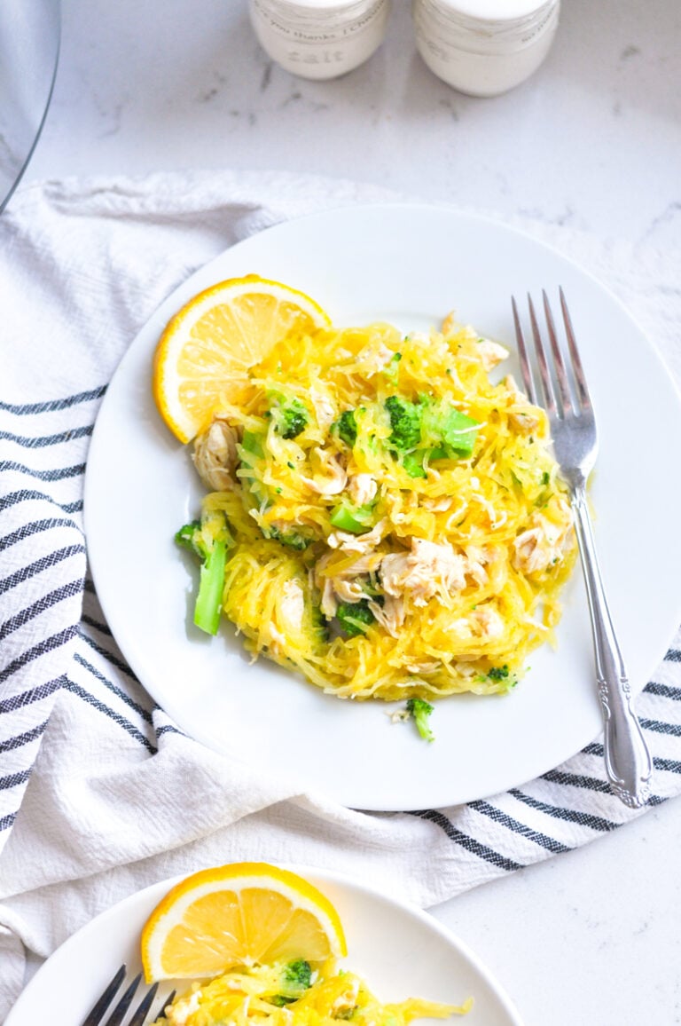 Instant Pot ‘Cheesy’ Chicken and Spaghetti Squash