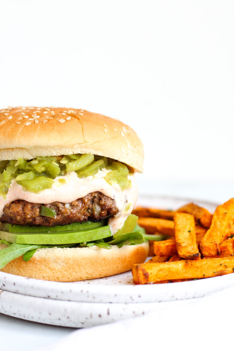 Green Chile Burgers with Spicy Garlic Aioli