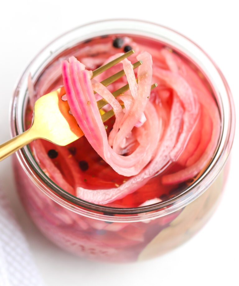 Low Carb Quick Pickled Red Onions